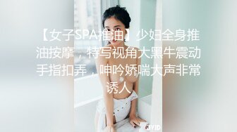 年轻的美女销售被两位变态客户下药迷翻??多角度各种姿势被爆插