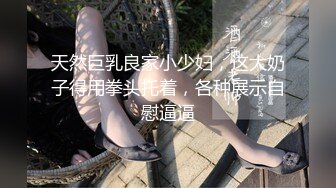 【租豪车钓拜金女】豪车在手，22岁美甲店小姐姐上钩，酒店相拥聊天，以为碰到高富帅，裸体展露任君玩弄