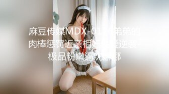 _小张X艺术凶残系女孩推特T见面前，其实非常忐忑紧张，因为她看起来很冷，深聊几回才发现，其实她是披着狼皮的小颤抖你们可以参考我跟女孩子互动聊天的引导式发问主要是让女生舒服，好笑辑就是举例自己的经验加上自嘲的方式多看几遍会发现里面有规律的