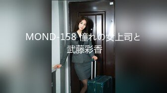 帅哥拍摄写真被强上,肉体太诱人连摄影师都顶不住了