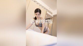 奶胸小妖精，全程露脸极品少妇大奶子边打电话边用大黑牛自慰骚穴，插在逼里浪荡呻吟大奶子乱晃精彩刺激