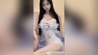 偷拍商场工作少妇美女的多毛B